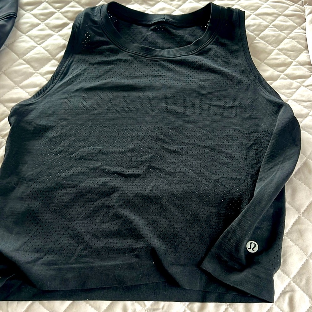 5 Lululemon workout tops (all small) & 1 pair of black leggings size 2
